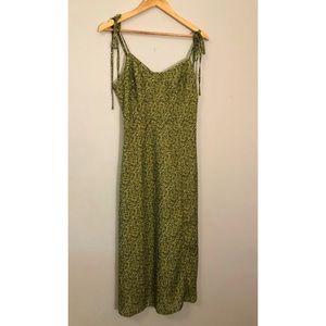 ❤️ NWT green floral cider sundress women’s medium reformation inspired